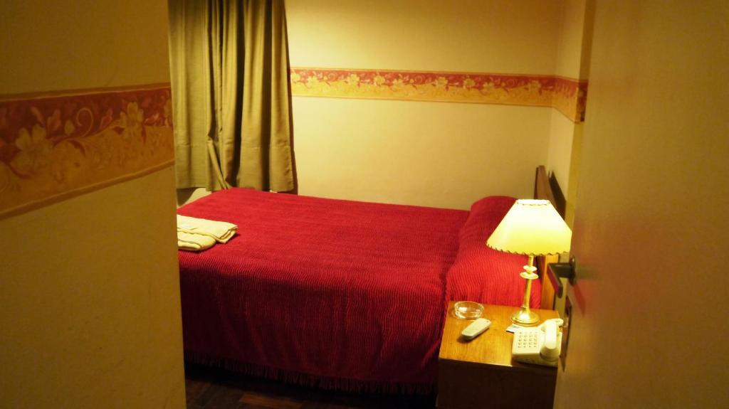 Hotel Gran Sarmiento Buenos Aires Kamer foto